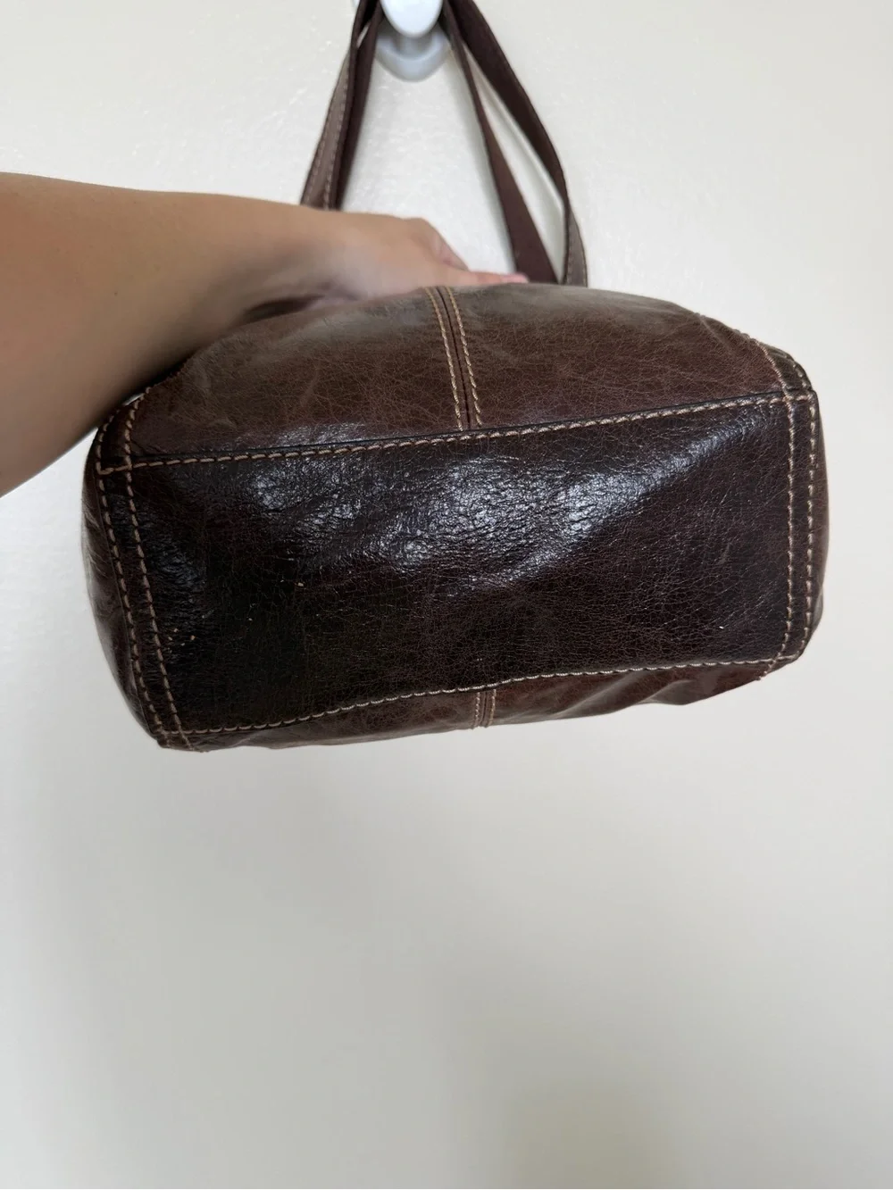 FOSSIL Chocolate Brown Leather Vintage Hobo Shoulder Tote Bag w Silver Key